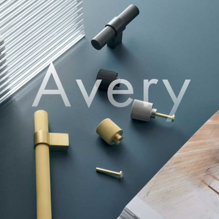 Avery Handle – alternate view 2
