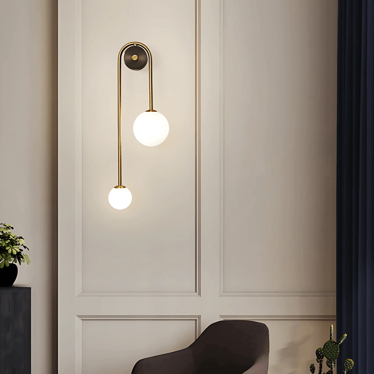 Balanced Wall Light – alternate view 2