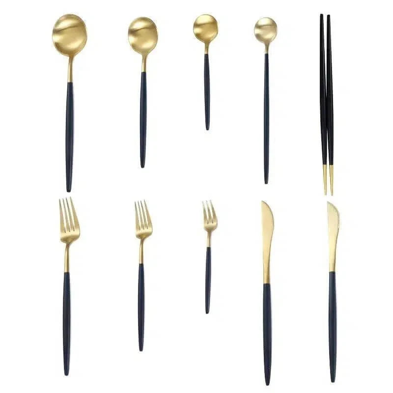 Black & Gold Cutlery Set – alternate view 15