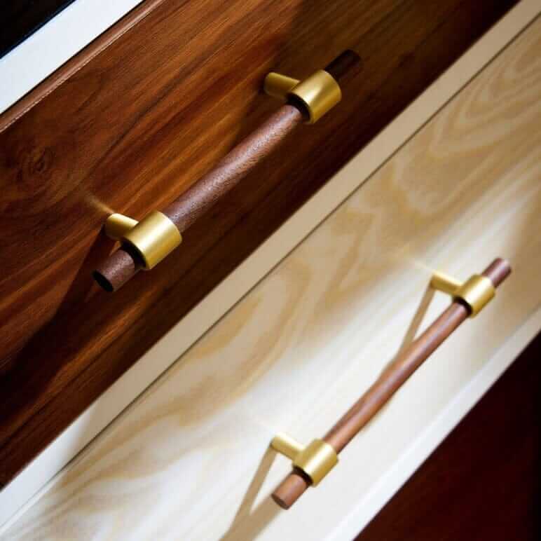 Black Walnut Handle – alternate view 12