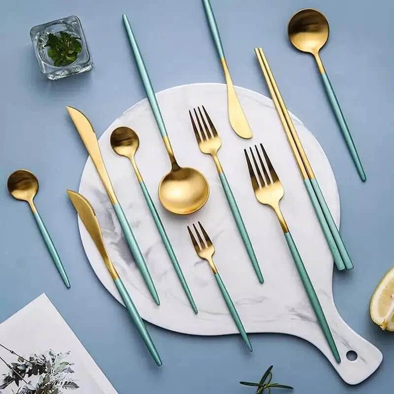 Mint Green & Gold Cutlery Set – alternate view 3