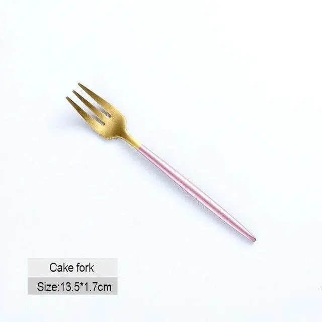 Pink & Gold Cutlery Set – alternate view 9