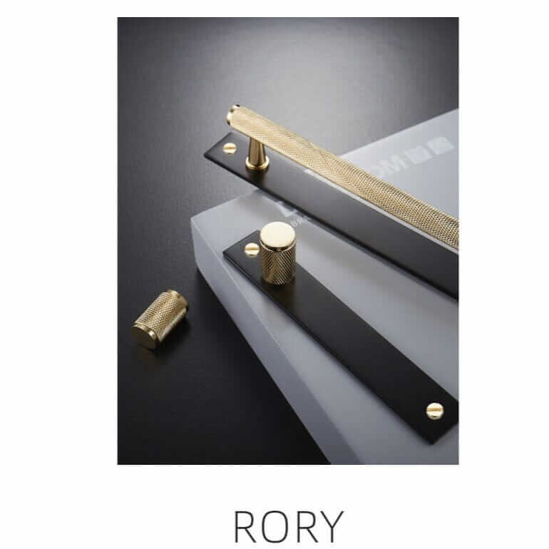 Rory Handle – alternate view 2