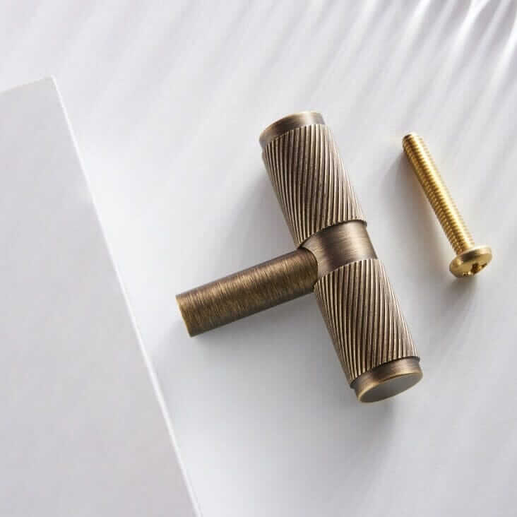 Swirl Handle – alternate view 10